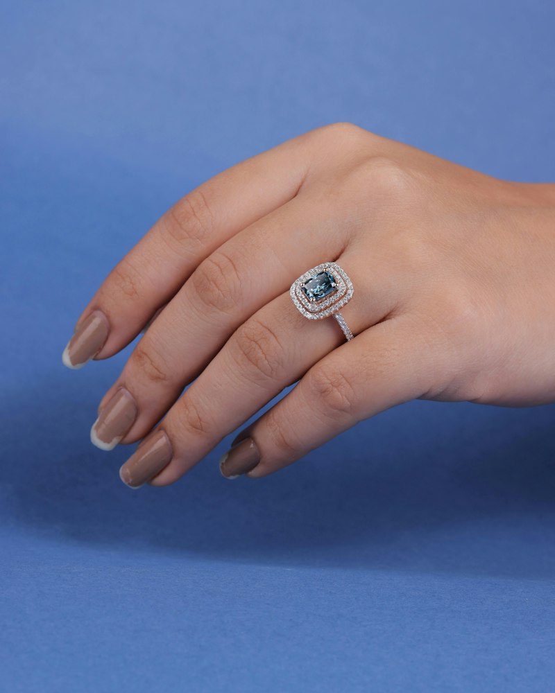 Sapphire and diamond ring